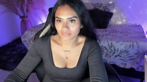 Snapshot of riana_kean chatting on April 23, 2:57 am RianaK online show from April 23, 2:57 am