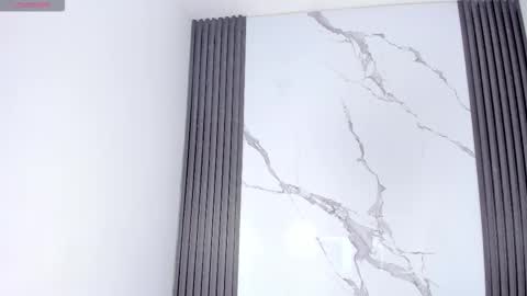 Snapshot of rianamanson chatting on November 14, 6:23 am Riana online show from November 14, 6:23 am