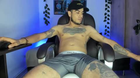 Snapshot of riancum chatting on March 11, 7:15 am juan online show from March 11, 7:15 am