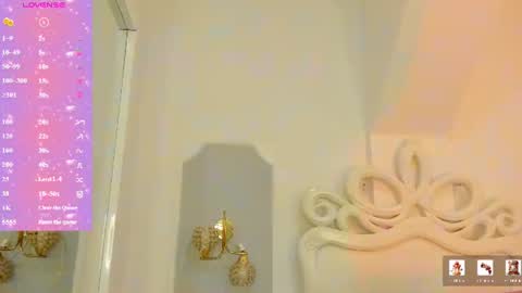 Snapshot of riby_ chatting on June 21, 7:27 pm riby online show from June 21, 7:27 pm