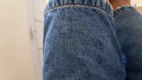 Snapshot of ricard440 chatting on January 16, 8:57 pm ricard440 online show from January 16, 8:57 pm