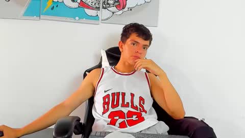 Snapshot of ricardo_fernandez chatting on January 20, 3:07 pm ricardo_fernandez online show from January 20, 3:07 pm