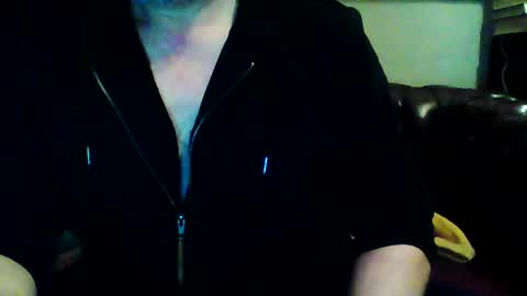 Snapshot of ricderber chatting on January 11, 3:17 pm Ric online show from January 11, 3:17 pm