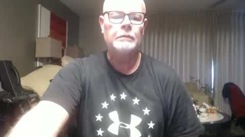 rich32937 online show from March 22, 6:55 pm