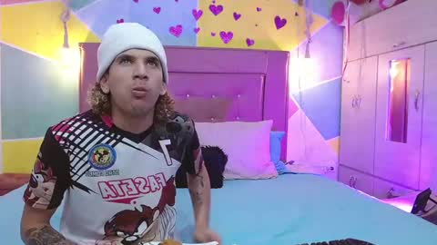 Snapshot of rich_de_la_rosa chatting on February 27, 3:36 am rich and kitty online show from February 27, 3:36 am