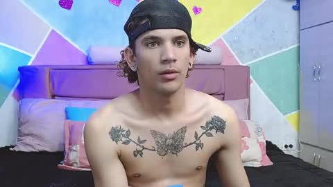 Snapshot of rich_de_la_rosa chatting on September 29, 3:33 am rich and kitty online show from September 29, 3:33 am