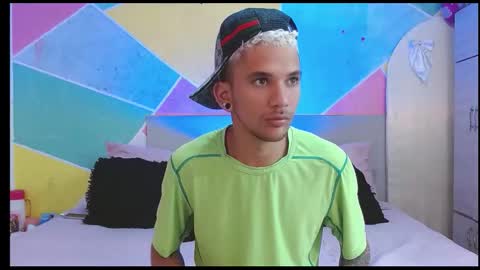 Snapshot of rich_de_la_rosa chatting on March 2, 6:59 pm rich and kitty online show from March 2, 6:59 pm