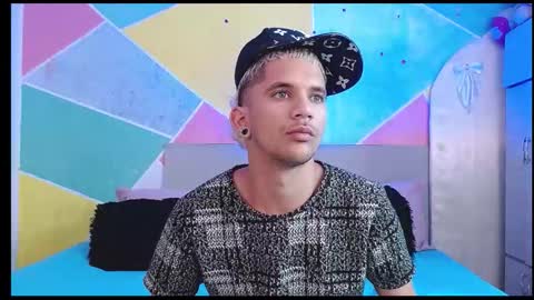 Snapshot of rich_de_la_rosa chatting on March 14, 4:18 am rich and kitty online show from March 14, 4:18 am