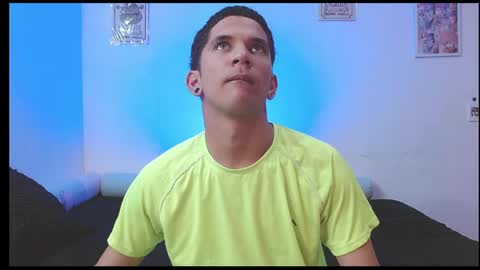 Snapshot of rich_de_la_rosa chatting on May 25, 12:27 am rich and kitty online show from May 25, 12:27 am