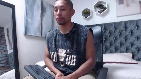 richar_voller online show from March 25, 11:16 am