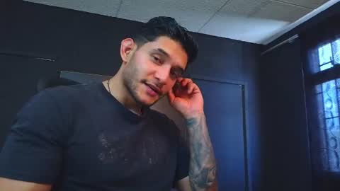 Snapshot of richard_milleer chatting on June 11, 5:11 pm Ricardo online show from June 11, 5:11 pm