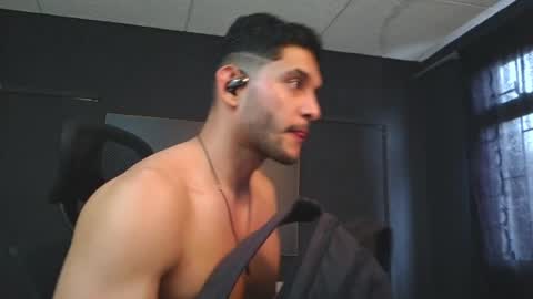 Snapshot of richard_milleer chatting on June 24, 4:50 pm Ricardo online show from June 24, 4:50 pm