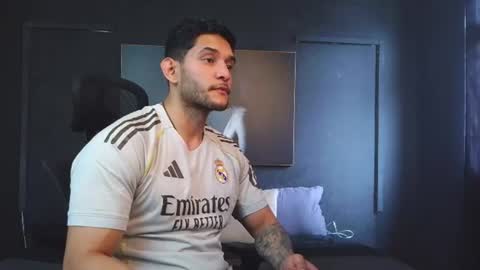 Snapshot of richard_milleer chatting on July 9, 4:44 pm Ricardo online show from July 9, 4:44 pm