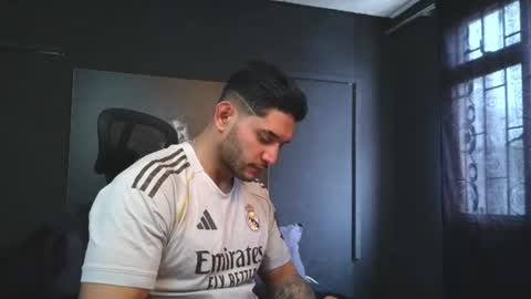Snapshot of richard_milleer chatting on July 15, 4:34 pm Ricardo online show from July 15, 4:34 pm