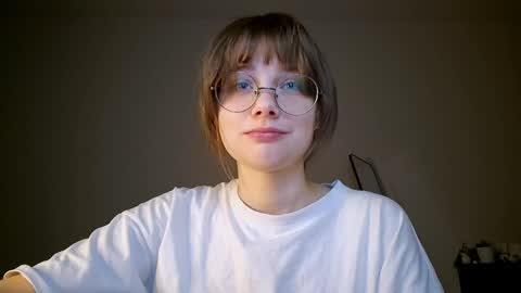 Snapshot of richardlundsten chatting on April 24, 6:32 pm Luna online show from April 24, 6:32 pm