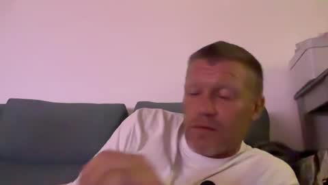 Snapshot of richiee3891 chatting on July 1, 9:14 pm richiee3891 online show from July 1, 9:14 pm