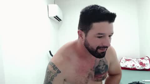 Snapshot of richrolland chatting on February 20, 3:45 am Rickseduction online show from February 20, 3:45 am