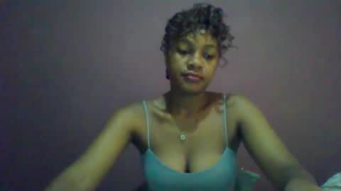 Snapshot of ricie001 chatting on May 6, 12:21 pm ricie001 online show from May 6, 12:21 pm