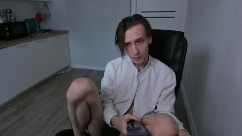 Snapshot of rick_reed chatting on May 26, 7:37 am Rick online show from May 26, 7:37 am
