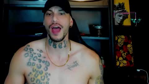Snapshot of rickg_oficial chatting on January 6, 8:45 pm RICKG online show from January 6, 8:45 pm