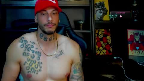 Snapshot of rickg_oficial chatting on January 8, 8:44 pm RICKG online show from January 8, 8:44 pm