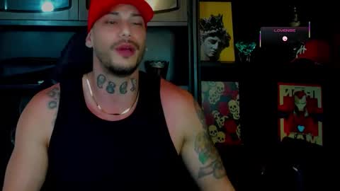 Snapshot of rickg_oficial chatting on February 10, 8:24 pm RICKG online show from February 10, 8:24 pm
