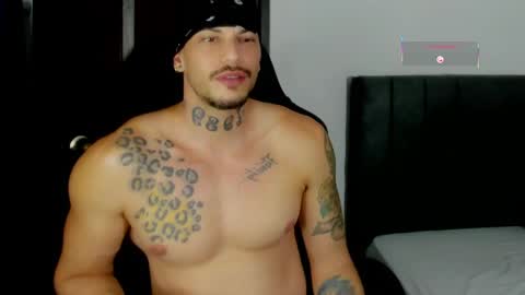 Snapshot of rickg_oficial chatting on May 22, 12:07 am RICKG online show from May 22, 12:07 am