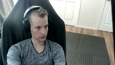 Snapshot of rickgosling chatting on September 24, 7:39 pm rickgosling online show from September 24, 7:39 pm