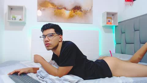 Ricki online show from April 10, 4:44 pm