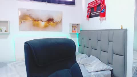 Ricki online show from April 13, 6:24 pm