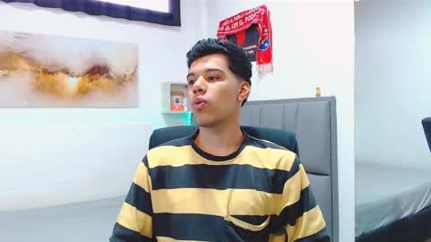 Ricki online show from April 25, 6:27 pm