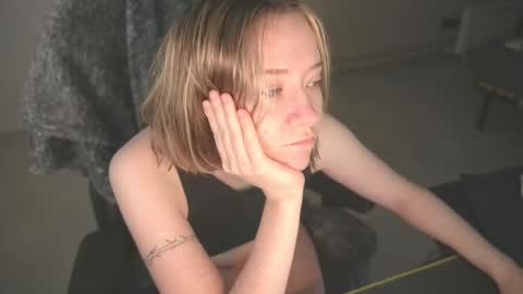 Snapshot of rickisanchez chatting on March 10, 8:23 pm RickiSanchez online show from March 10, 8:23 pm