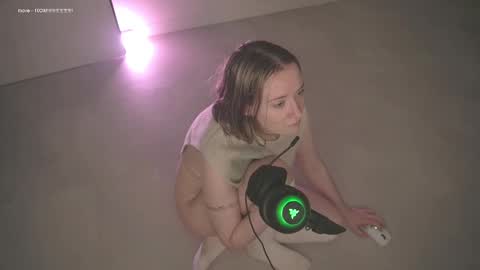 Snapshot of rickisanchez chatting on March 10, 11:27 pm RickiSanchez online show from March 10, 11:27 pm