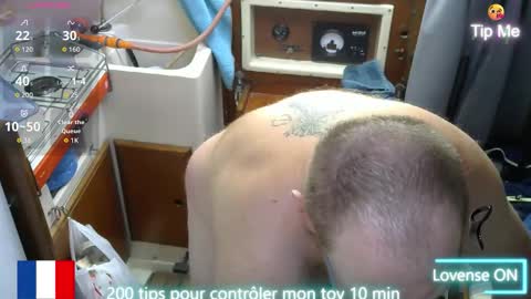 Snapshot of rickitou chatting on May 26, 10:22 am FireLion online show from May 26, 10:22 am
