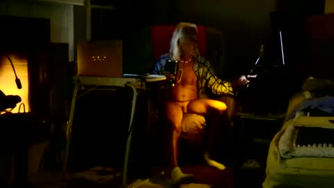 Snapshot of ricks4fun chatting on June 3, 2:03 am PINK HOLE TWINK online show from June 3, 2:03 am