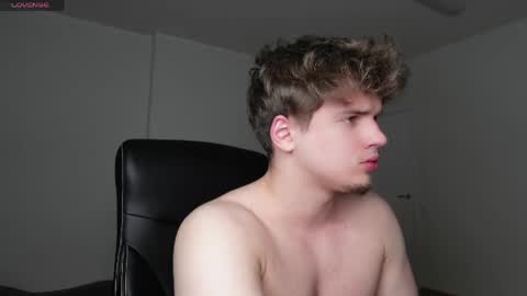 RICKY BECKO online show from April 12, 7:52 pm