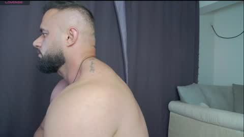 Snapshot of rickymiami1 chatting on June 25, 6:23 pm rickymiami1 online show from June 25, 6:23 pm