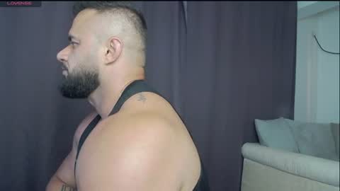 Snapshot of rickymiami1 chatting on July 10, 5:15 pm rickymiami1 online show from July 10, 5:15 pm