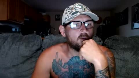 Snapshot of rickyrodeos chatting on June 19, 12:04 am Ricky Rodeo online show from June 19, 12:04 am