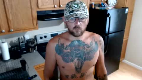 Snapshot of rickyrodeos chatting on June 22, 12:02 pm Ricky Rodeo online show from June 22, 12:02 pm