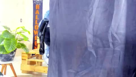 RicoBrowm online show from October 24, 5:37 am