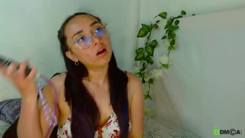 Snapshot of ricocandy chatting on April 29, 2:04 am Candy online show from April 29, 2:04 am