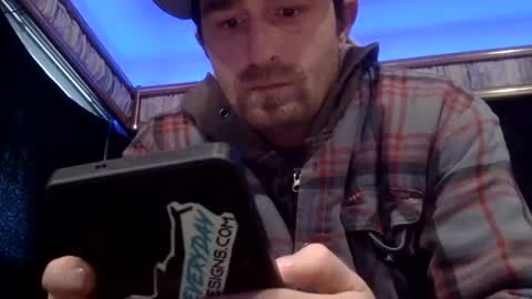 Snapshot of rideatdawn420 chatting on October 19, 10:32 pm rideatdawn420 online show from October 19, 10:32 pm