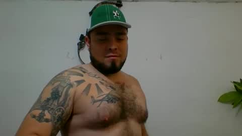 Snapshot of riderrc chatting on November 14, 5:39 am DIRYRC online show from November 14, 5:39 am