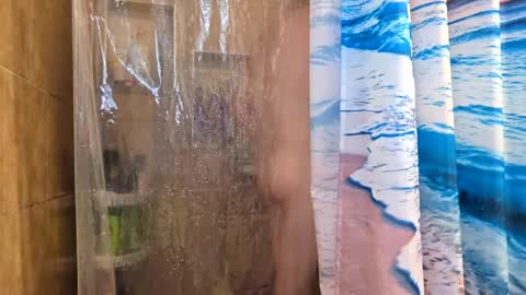 Snapshot of ridiculousness00 chatting on December 4, 8:50 pm bwc daddy online show from December 4, 8:50 pm