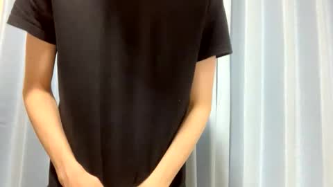 Snapshot of right33 chatting on April 5, 12:13 pm right33 online show from April 5, 12:13 pm