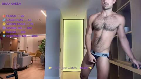 Snapshot of rigoavela chatting on April 20, 9:27 pm Rigo Avela online show from April 20, 9:27 pm
