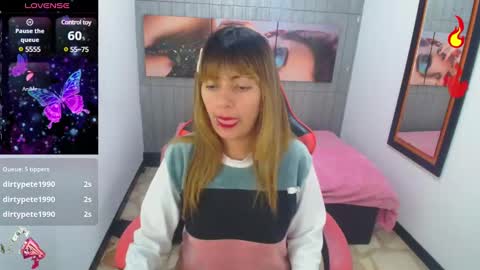 Snapshot of rihana_milan chatting on February 28, 9:12 pm RIHANA online show from February 28, 9:12 pm