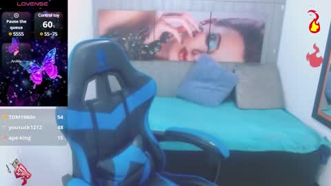 Snapshot of rihana_milan chatting on March 2, 12:42 am RIHANA online show from March 2, 12:42 am