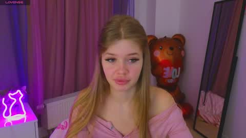 Rina online show from April 9, 9:09 pm